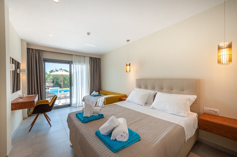 Premium Quadruple Room, Private Pool (Private Garden)