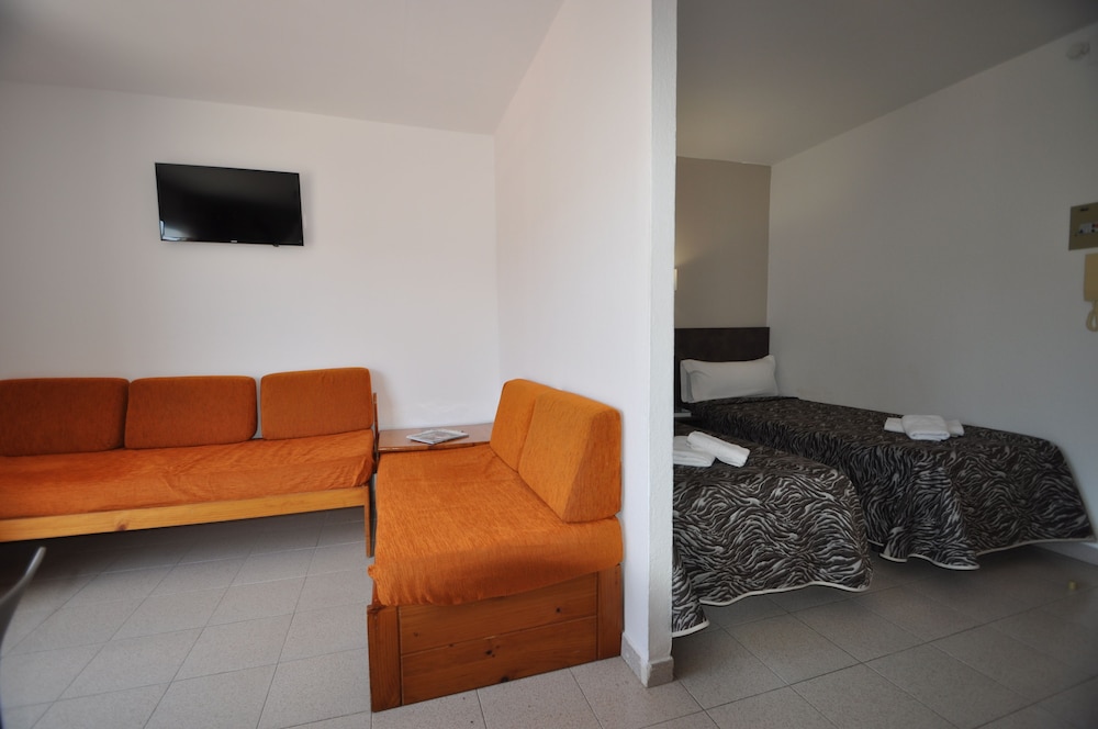Quadruple Room photo 2