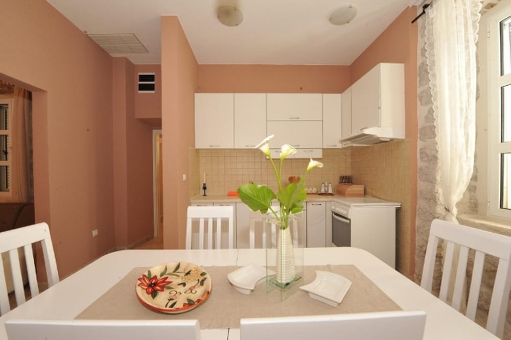Standard Apartment, 2 Bedrooms photo 2