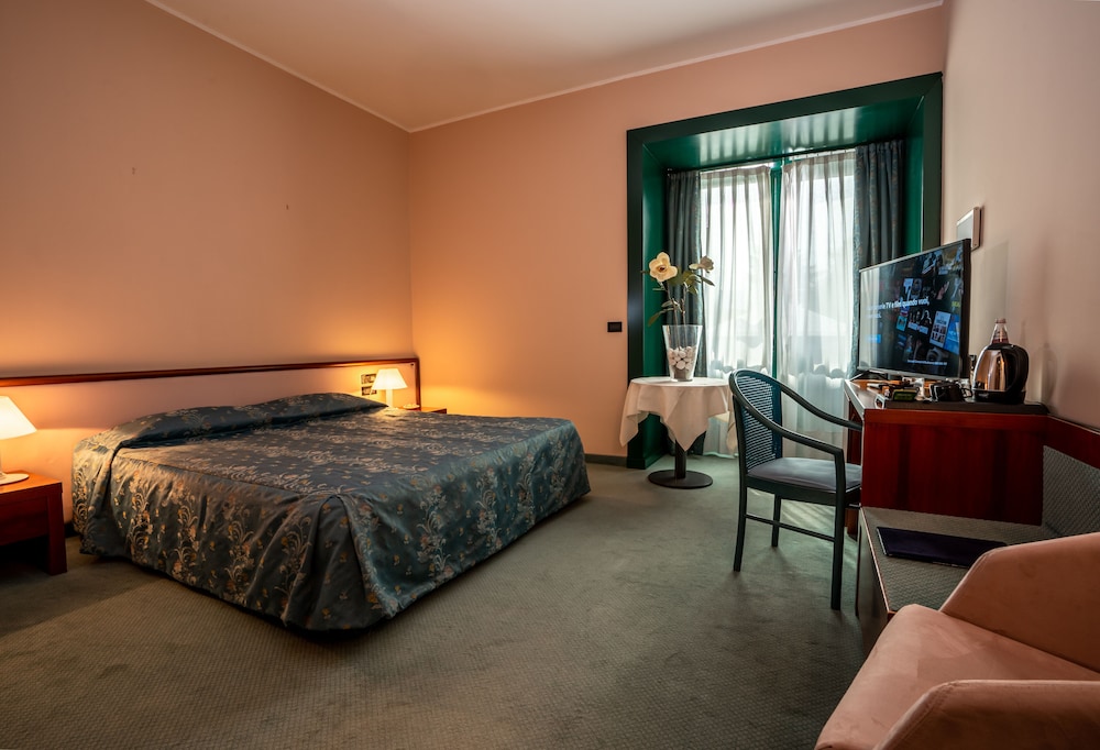 Standard Double Room Single Use