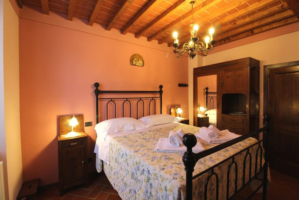 Villa, 5 Bedrooms, Non Smoking photo 2