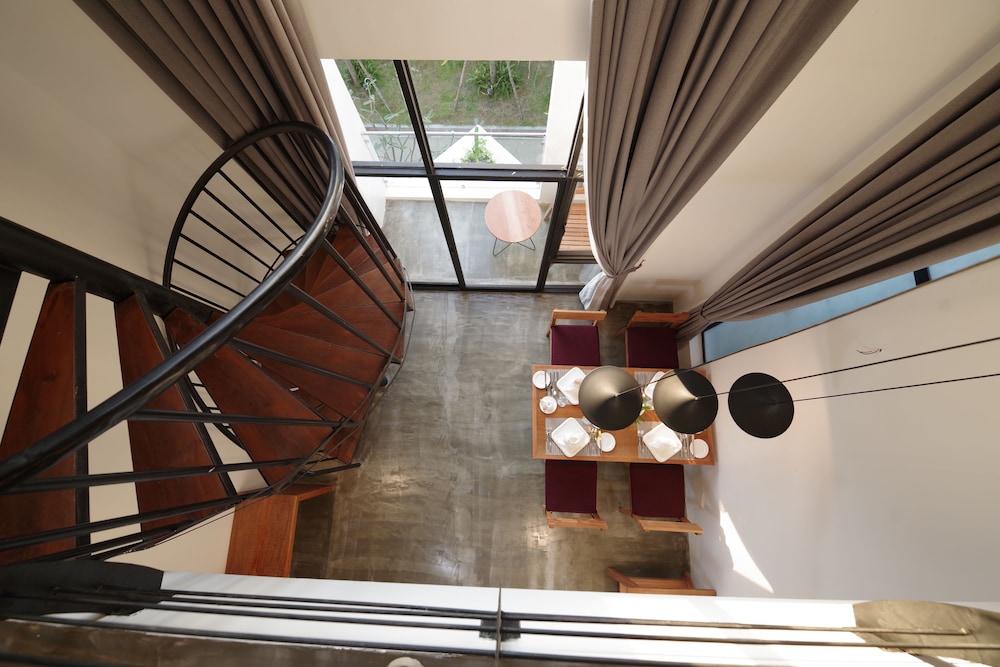Penthouse Suite Pool View with Balcony photo 2