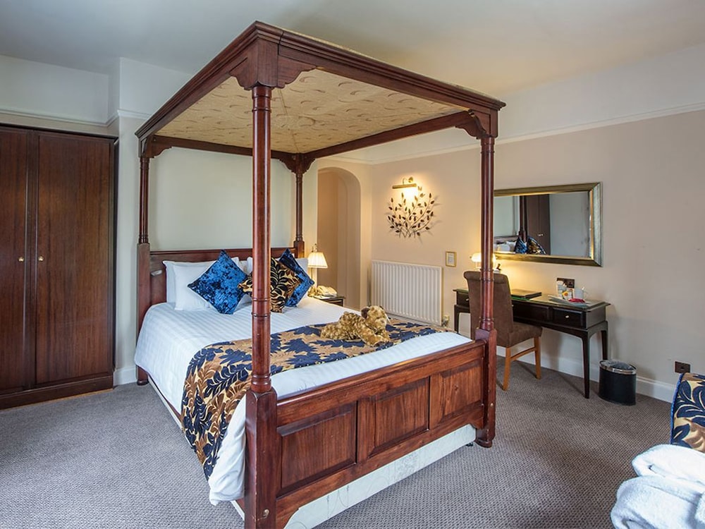 Double Room (Feature) photo 3
