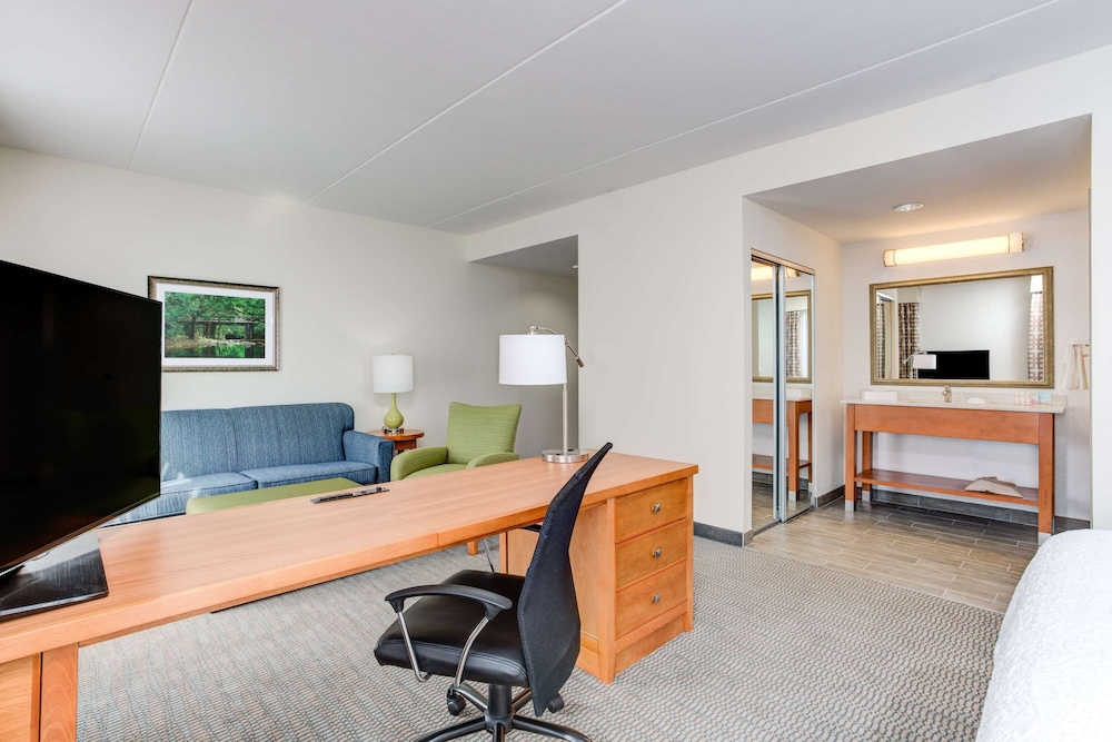 Studio, 2 Queen Beds, Non Smoking photo 3