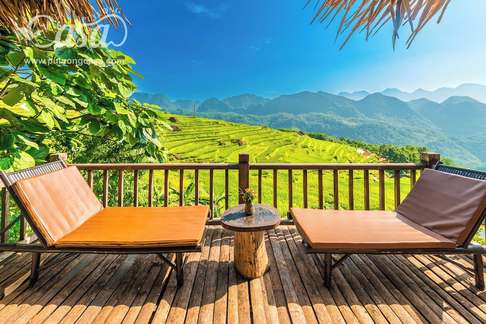 Deluxe Bungalow, 1 King Bed, Balcony, Valley View photo 3