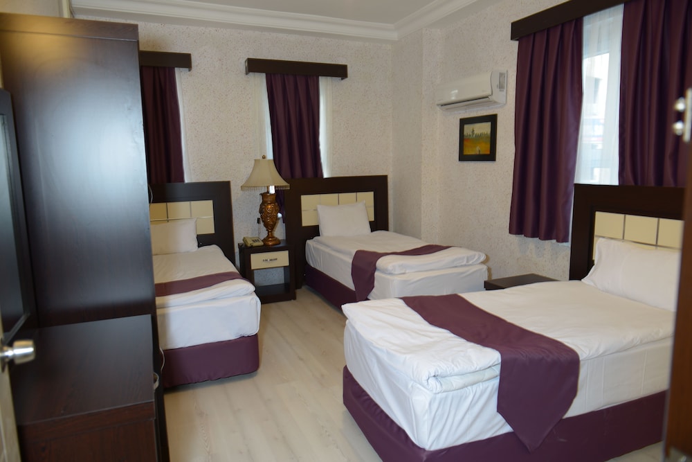 Standard Triple Room photo 1