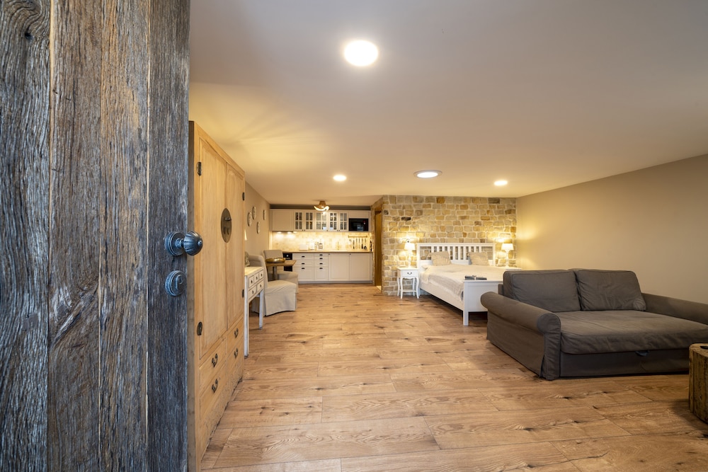 Premium Studio Suite, 1 Bedroom photo 2