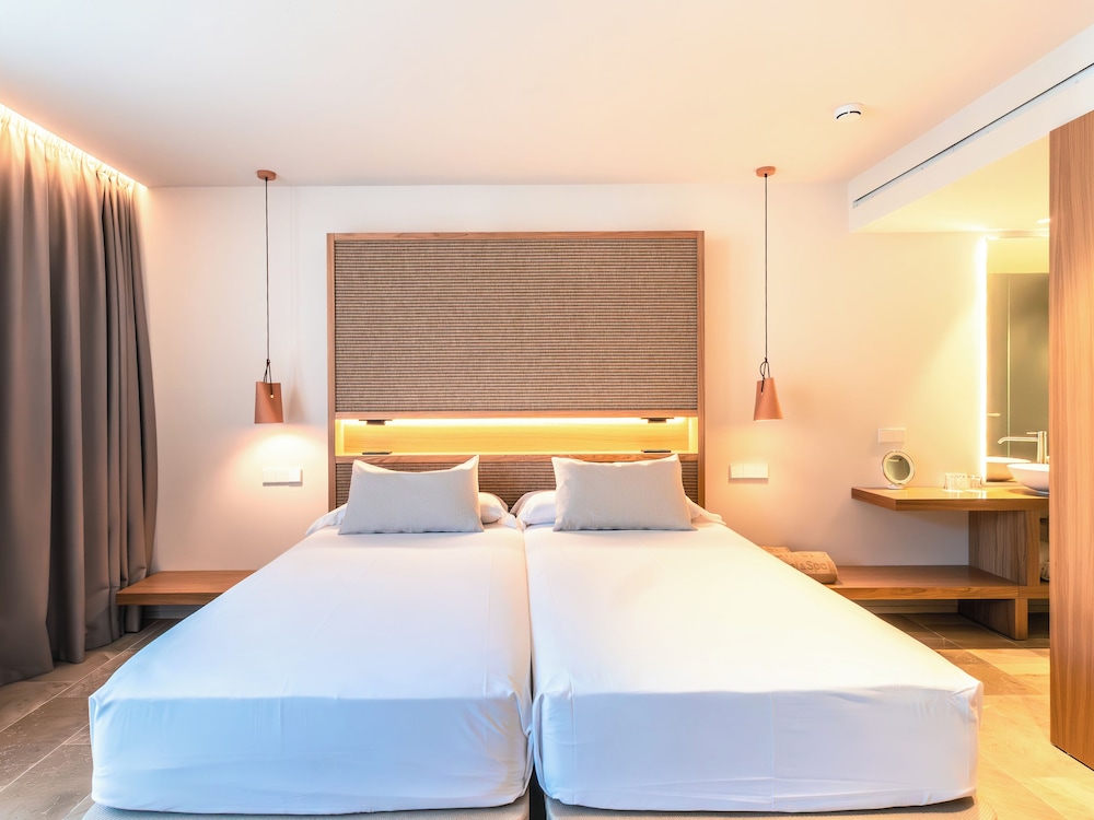 Premium Double Room Single Use