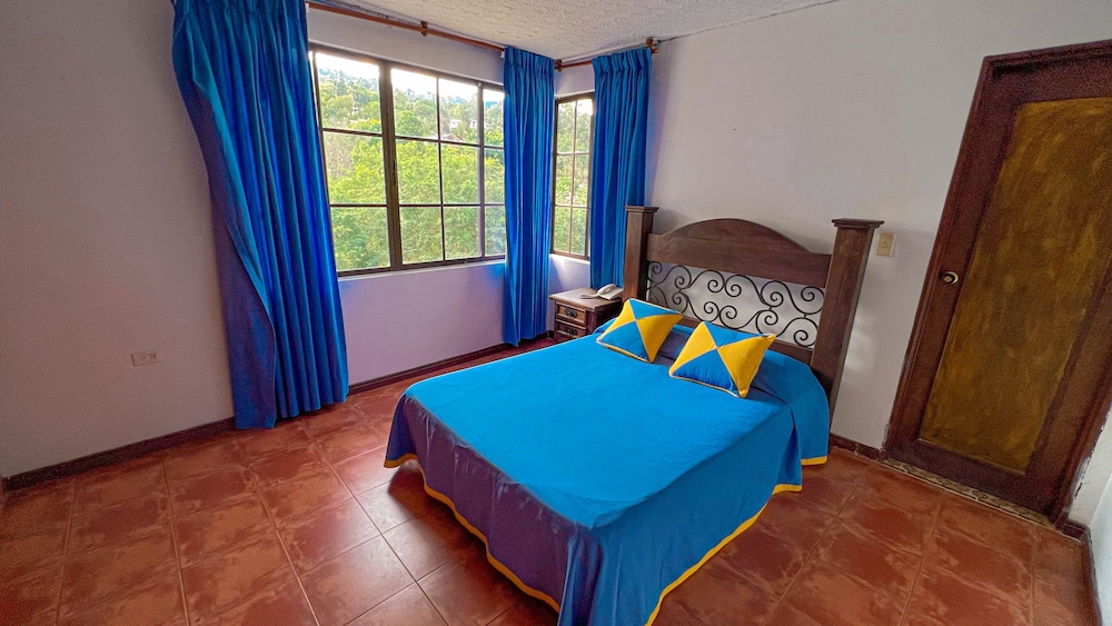Standard Double Room photo 3