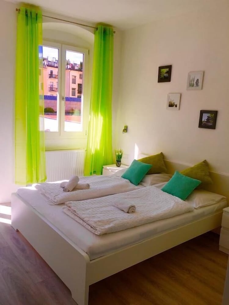 Economy Single Room (Private External Bathroom)