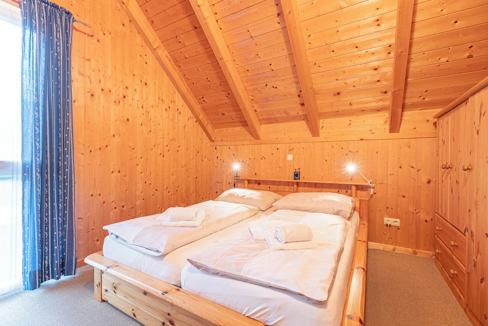 Ferienhaus mit 2 Schlafzimmern für 6 Personen