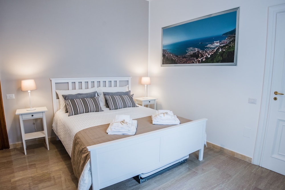 Suite (Salerno)