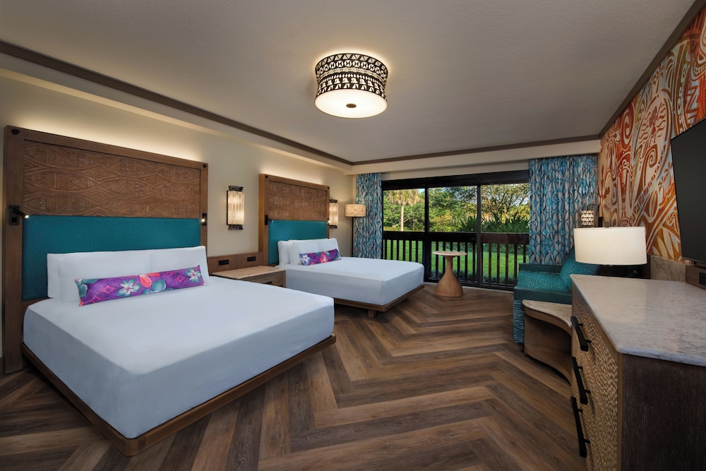 Resort View. Wheelchair accessible with tub and option for hearing accessibility. 2 queen beds, 1 da - Photo 1