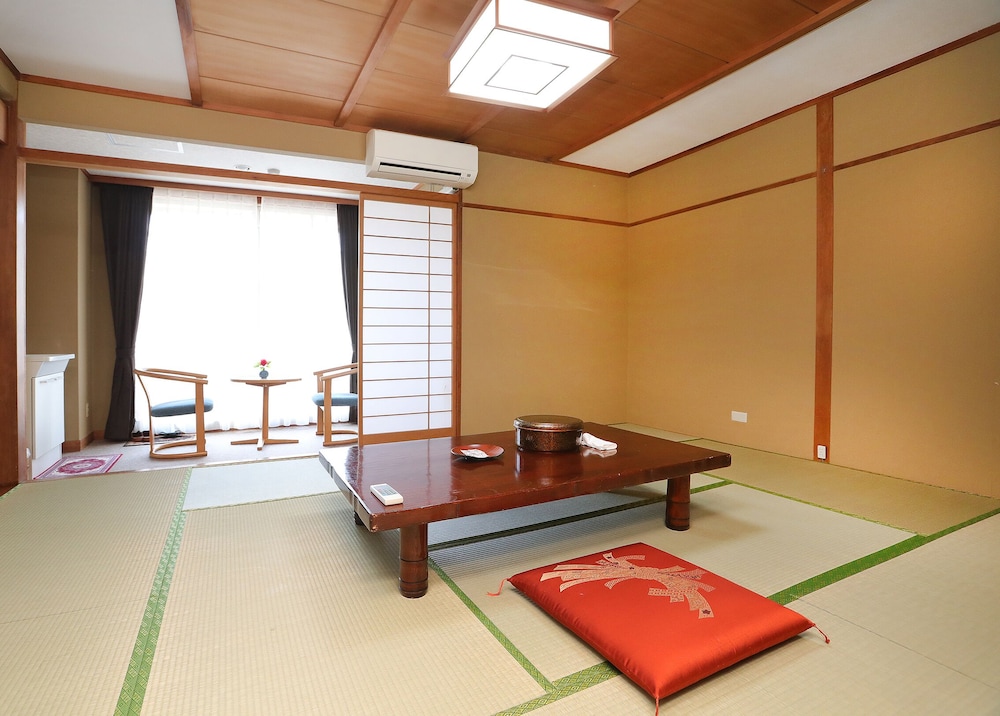 Japanese Style Room for 3 Guests, Non Smoking - Photo 8