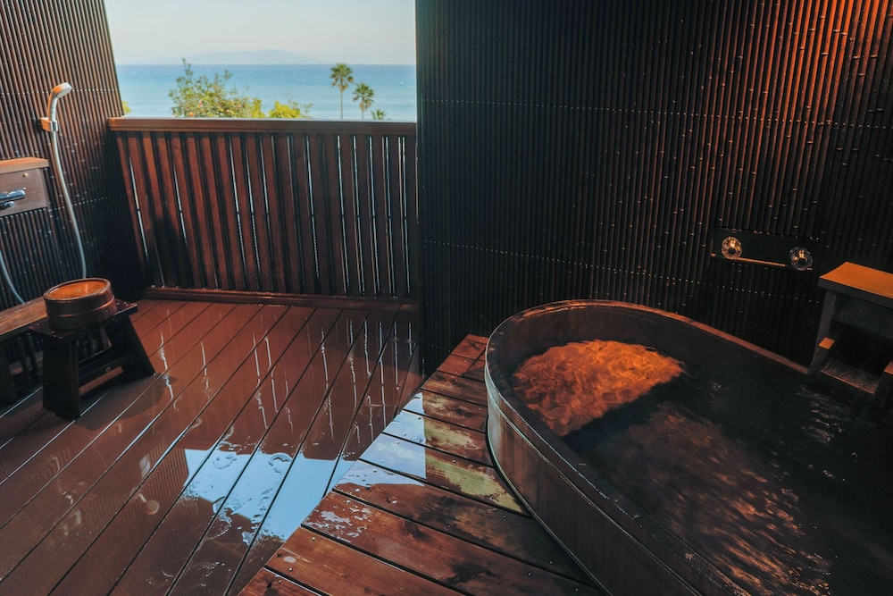 Comfort Double or Twin Room, Partial Sea View