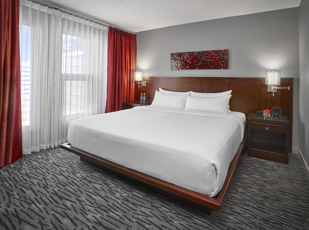 Junior Suite, 1 King Bed