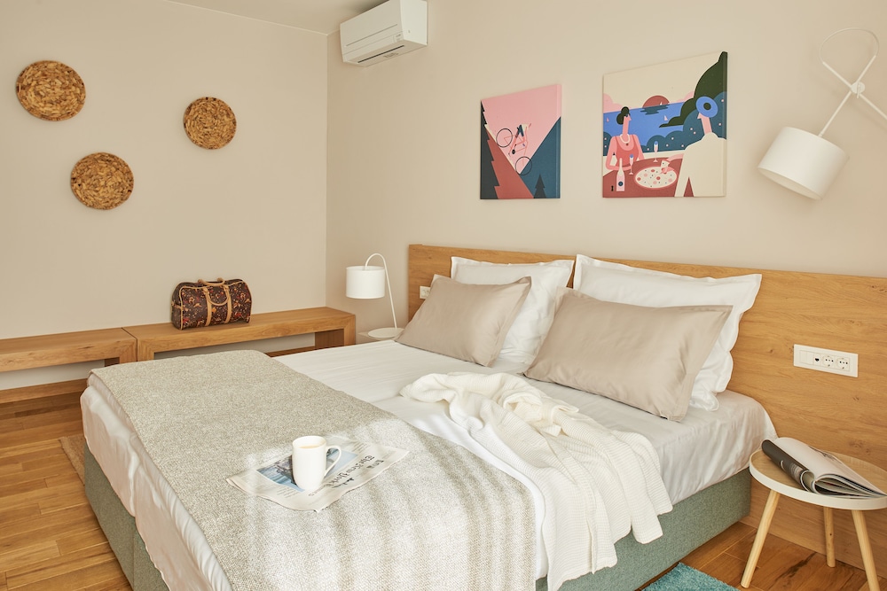 Deluxe Apartment, 2 Bedrooms, Terrace