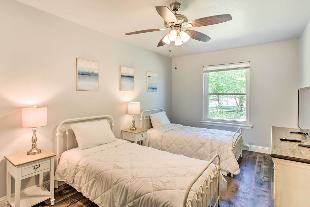 House (4 Bedrooms) photo 1