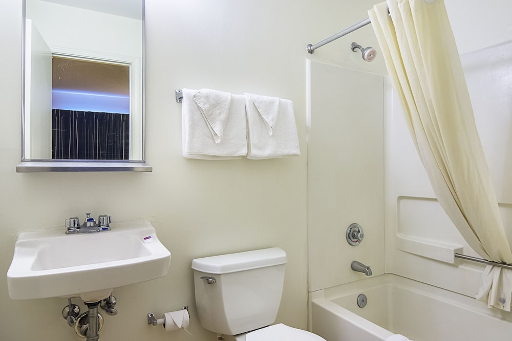 Deluxe Room, 2 Double Beds, Non Smoking, Kitchenette - Photo 11