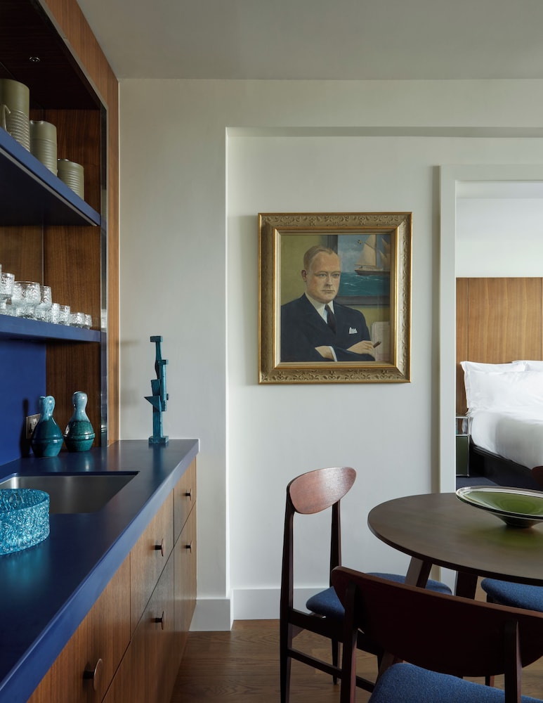 Mid-Century Suite