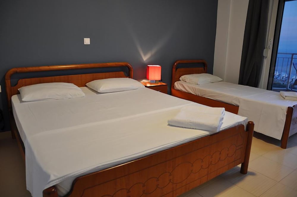 Triple Room, Balcony photo 1