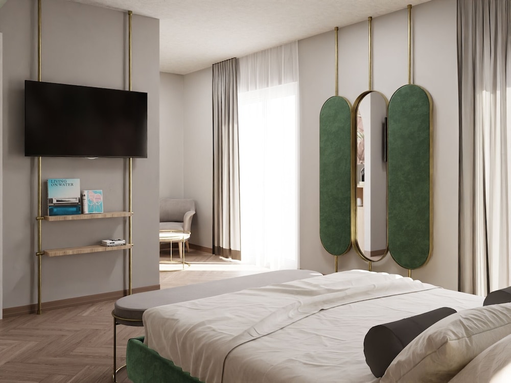 Junior Studio Suite, 1 Double Bed, Balcony, Partial Sea View - Photo 2