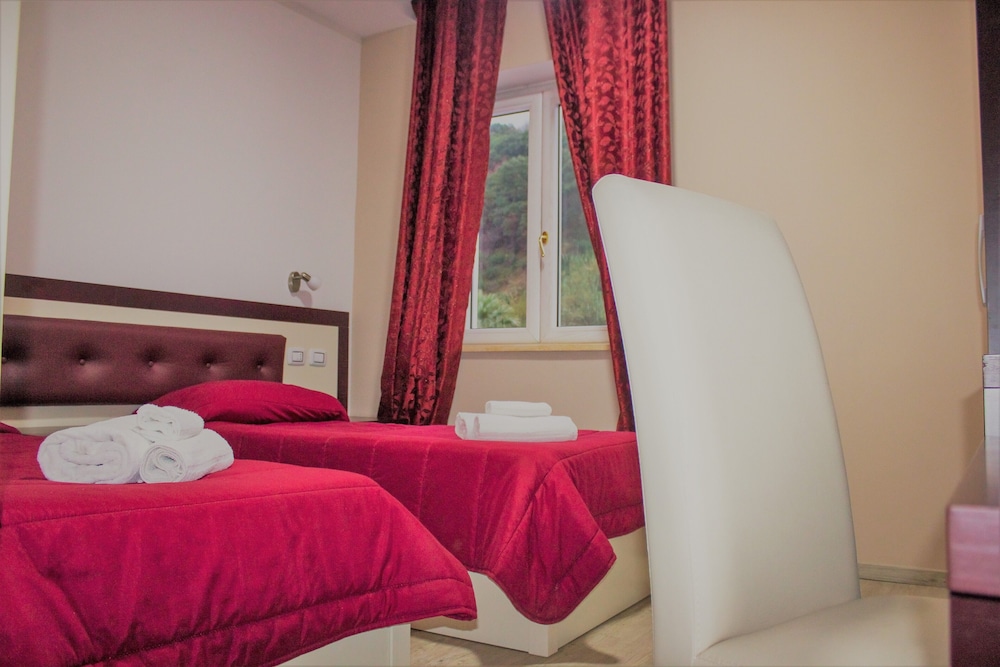 Superior Double Room - Photo 10