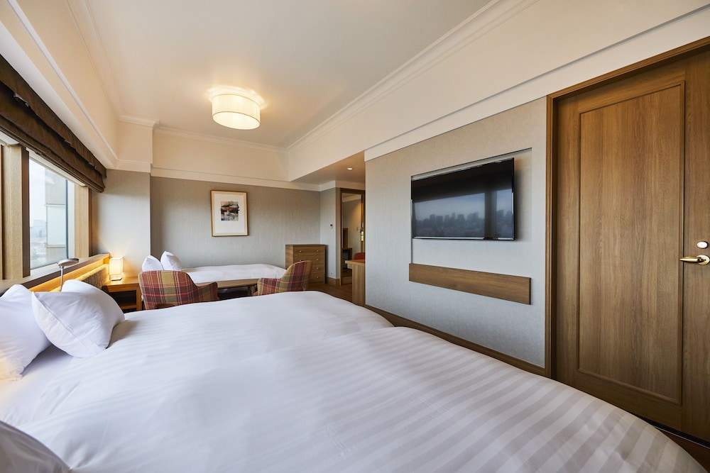 Deluxe Triple Room, Non Smoking (SKYTREE View) thumbnail 5