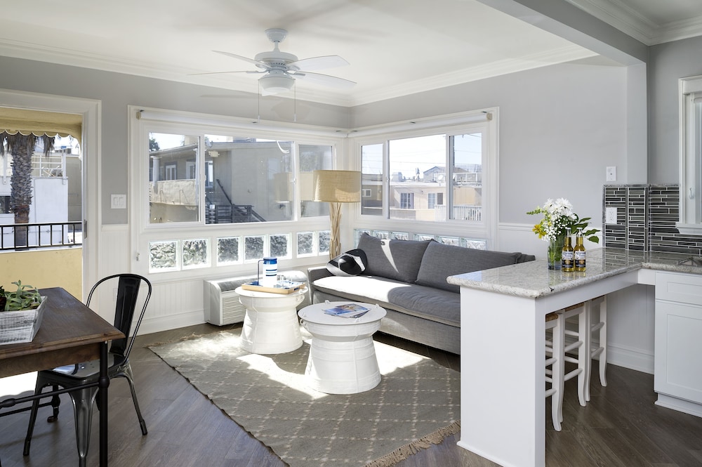 The Sailor Suite | 2 Bedrooms photo 2