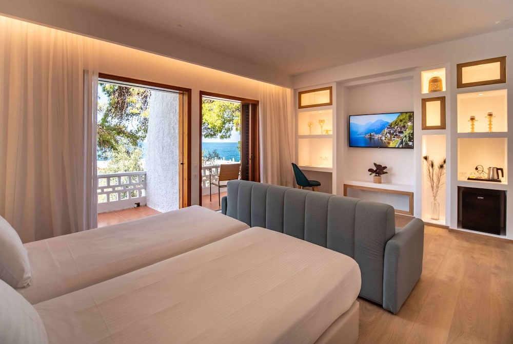Executive Room, 1 Double Bed, Sea View