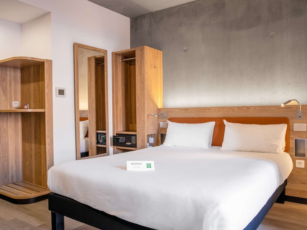Standard Room, 1 Double Bed