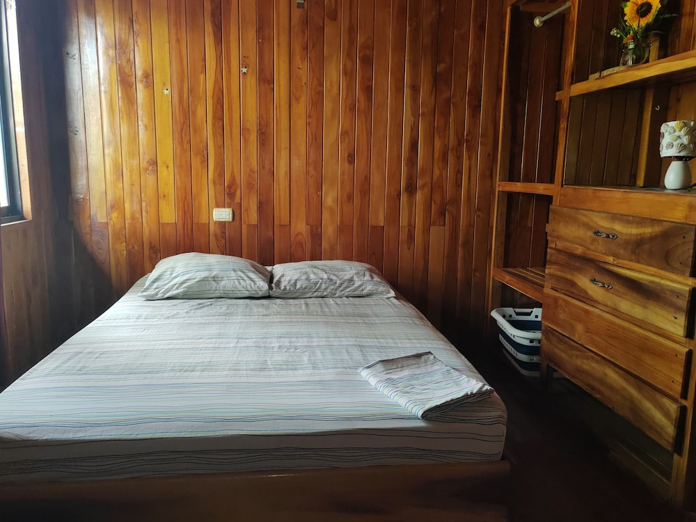 Comfort Room, 1 Bedroom, Pool Access photo 3