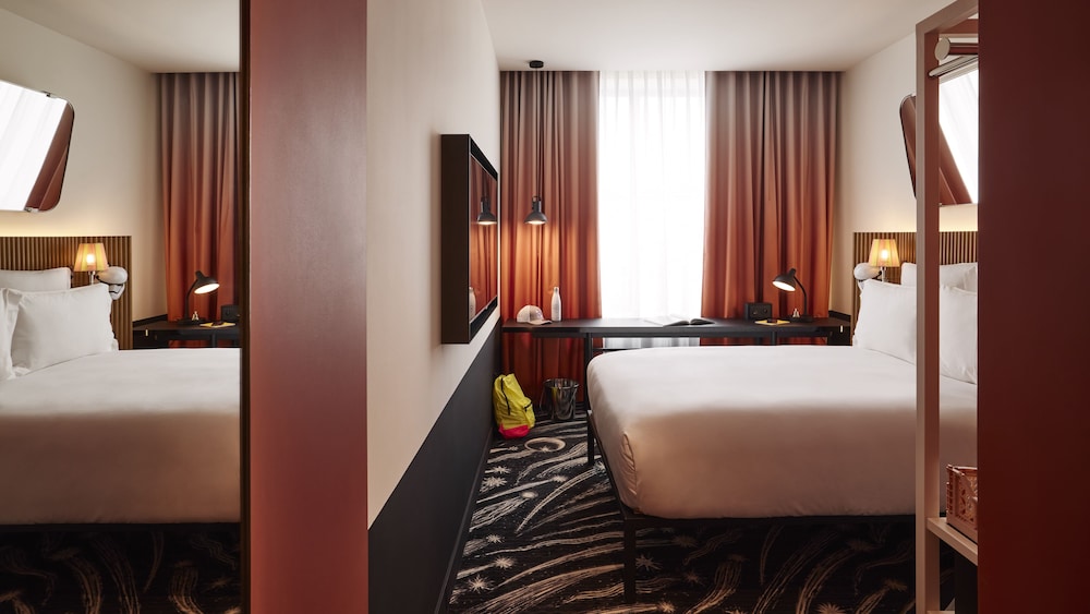 Room, 1 Queen Bed - Photo 2