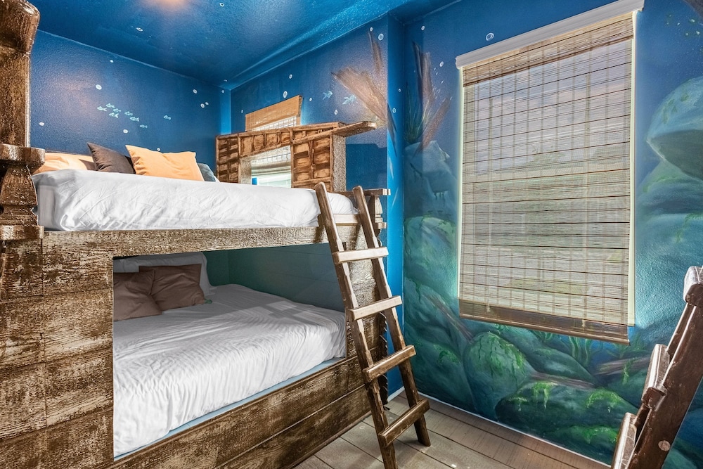 Upstay - Lakeview Mansion w Pool Spa and Cinema, Kuva 34