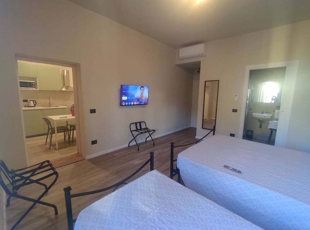 Executive Apartment, Multiple Beds, Annex Building
