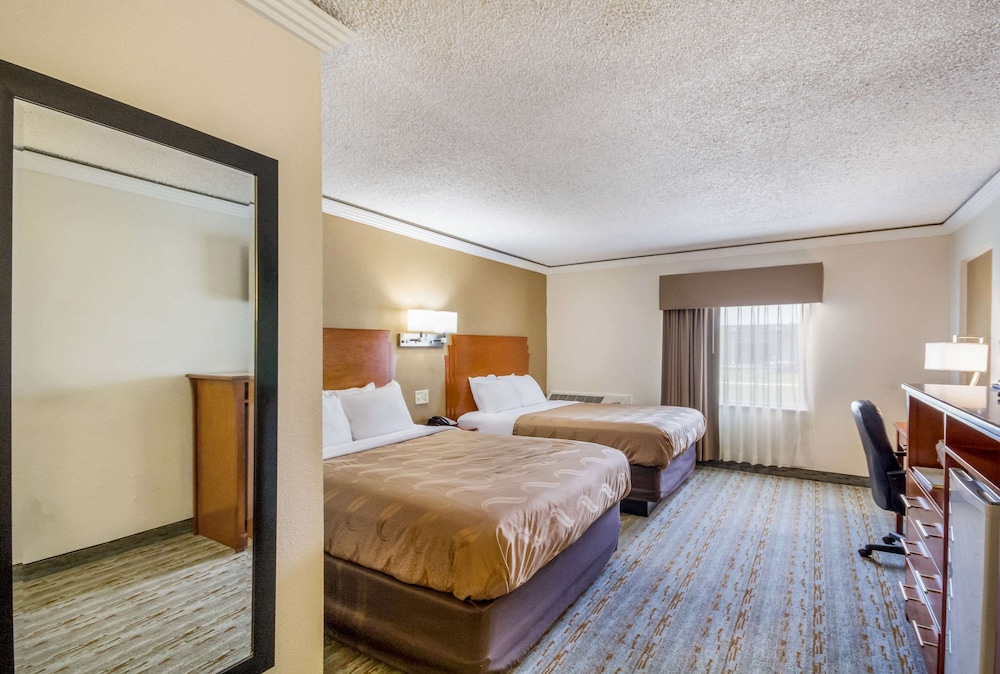 Room, 2 Queen Beds, Accessible, Non Smoking photo 1