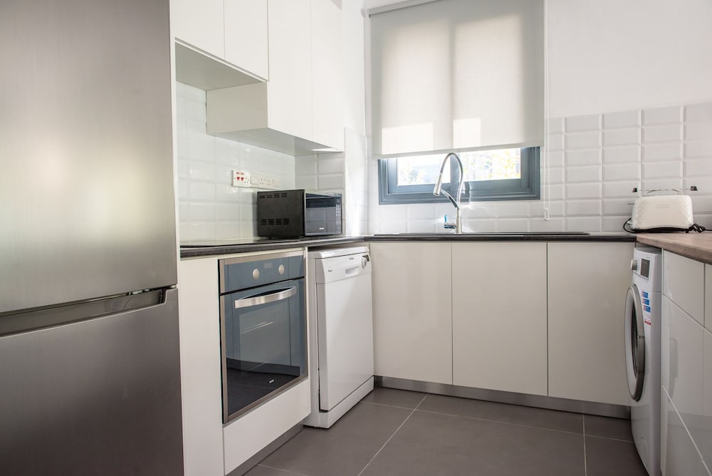 Luxury Townhome, 3 Bedrooms photo 3