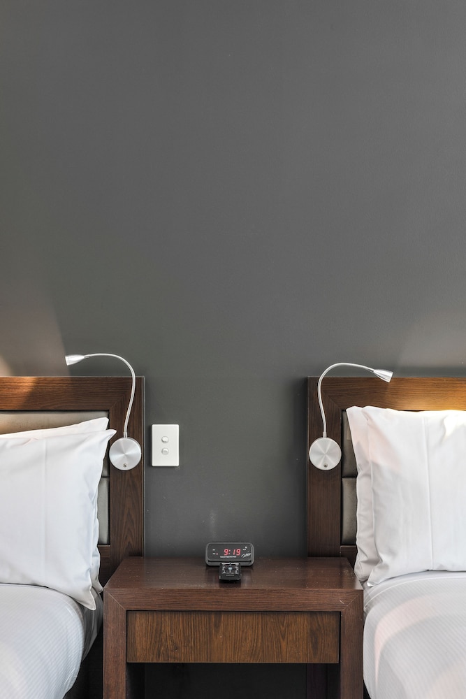 Premier Twin Room, 2 Queen Beds