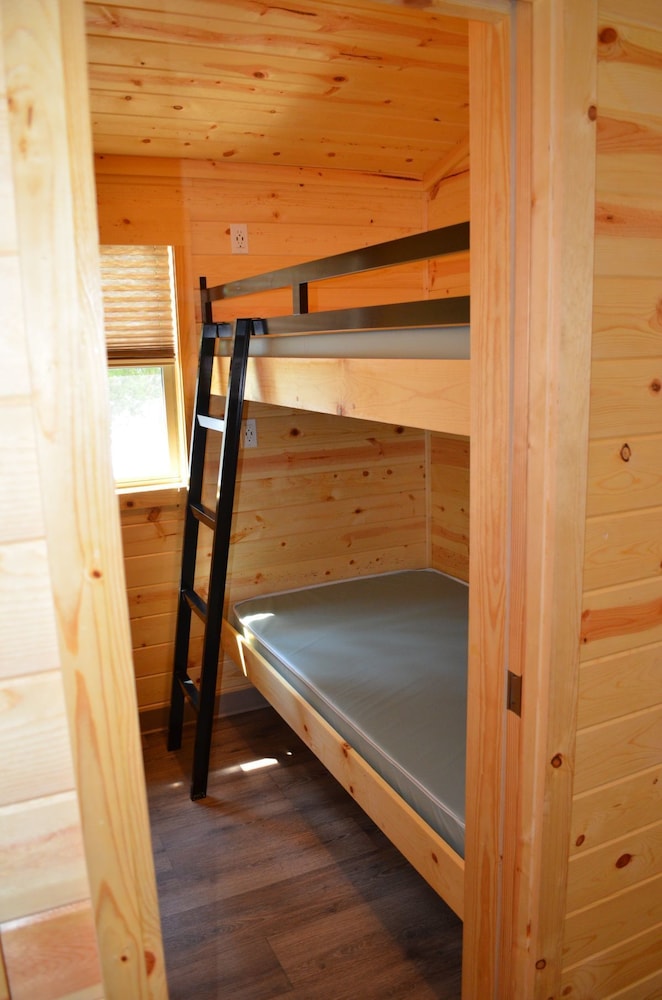 Cottage, 2 Bedrooms, Non Smoking (No Linens Included) photo 1