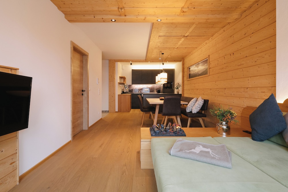 Apartment photo 1