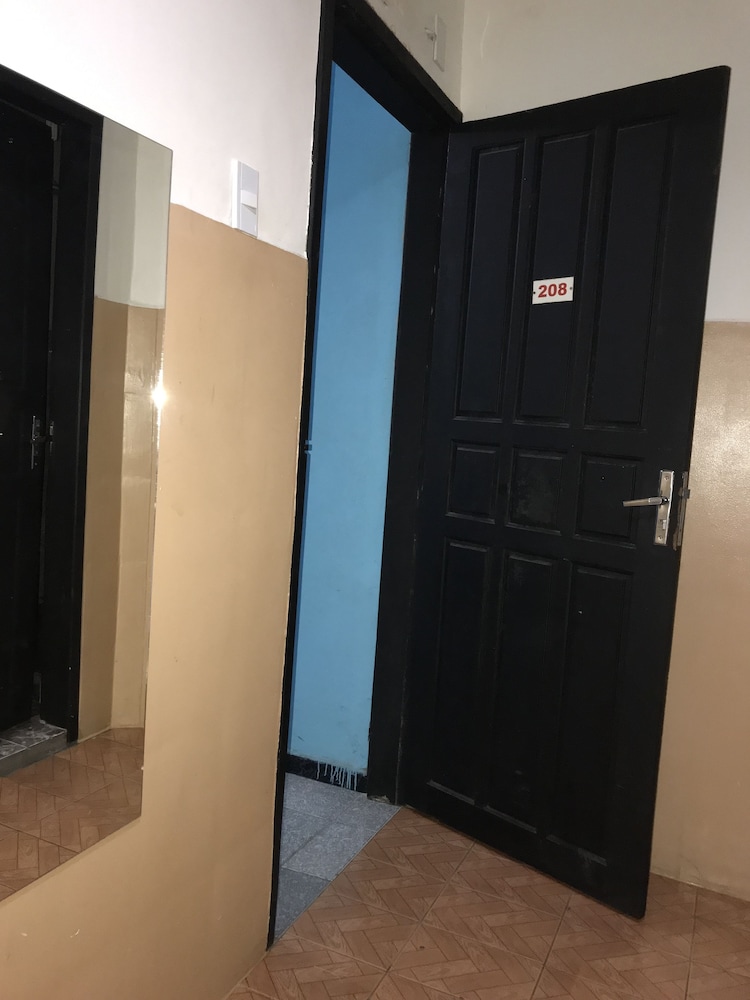 Standard Double Room, 1 Bedroom, No Windows, Annex Building photo 2