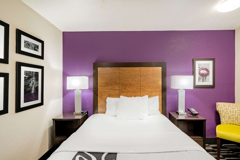 Room, 1 Queen Bed, Non Smoking photo 3