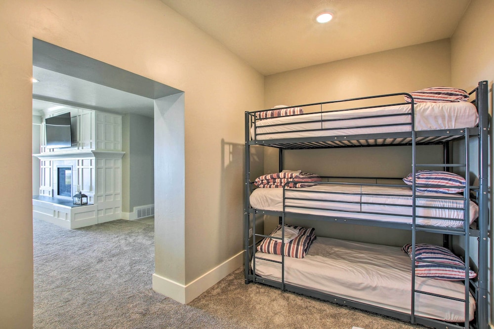 House (6 Bedrooms) photo 2
