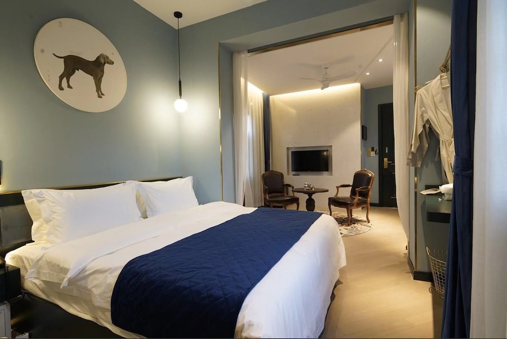 Luxury Suite photo 1