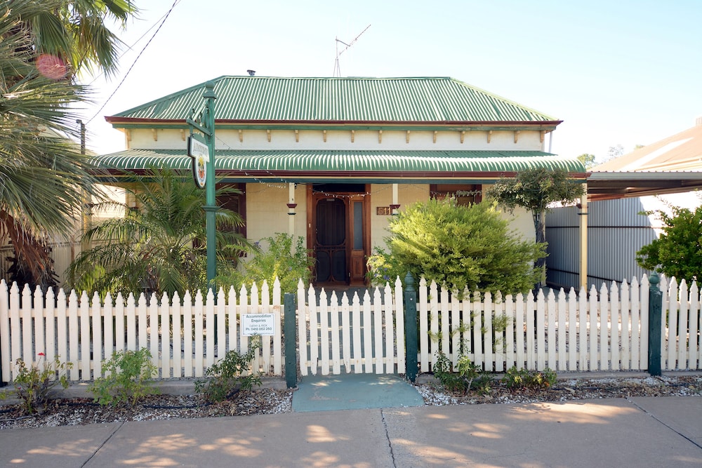 511 Argent Street - Three Bedroom Cottage photo 2