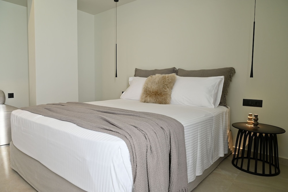 Junior suite with private pool 101