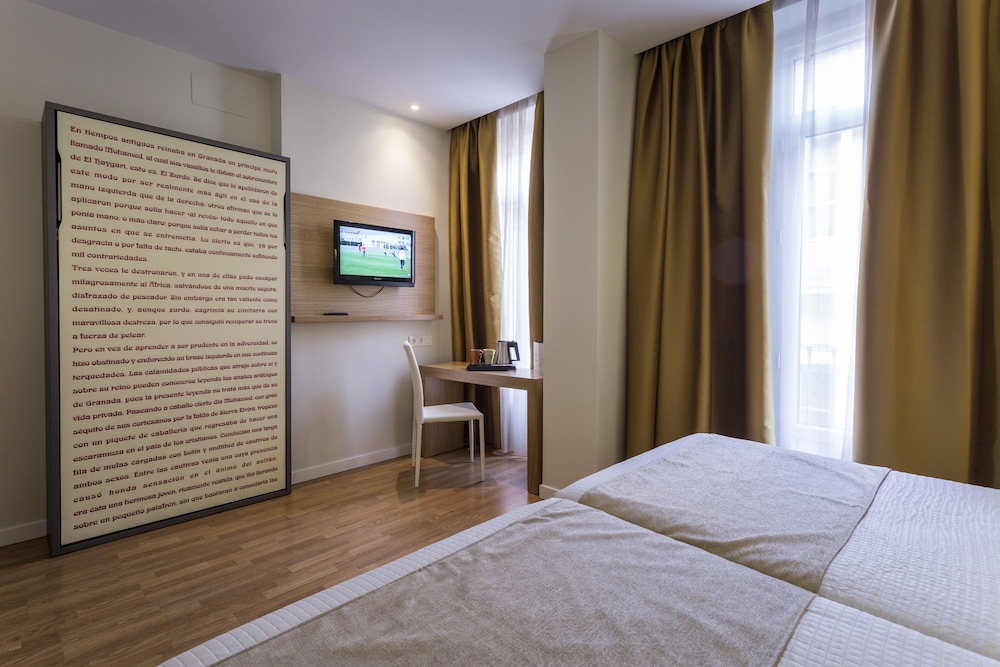 Triple Room (Two twin and one extra bed) - Photo 5