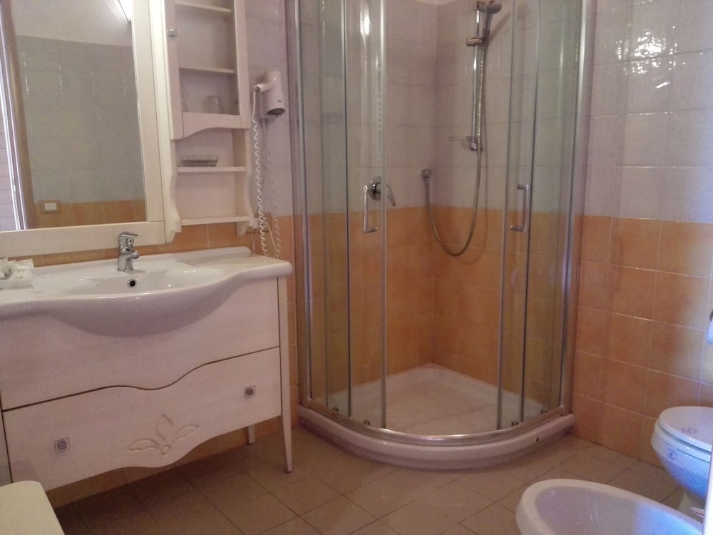 Superior Double Room - Photo 2
