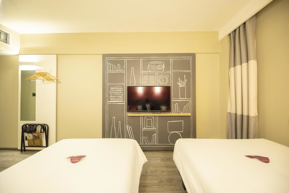 Deluxe Double Room photo 3