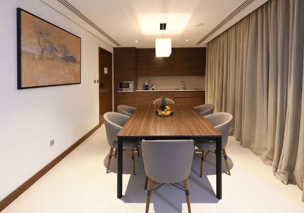 Suite, 1 King Bed (Panoramic) - Photo 7
